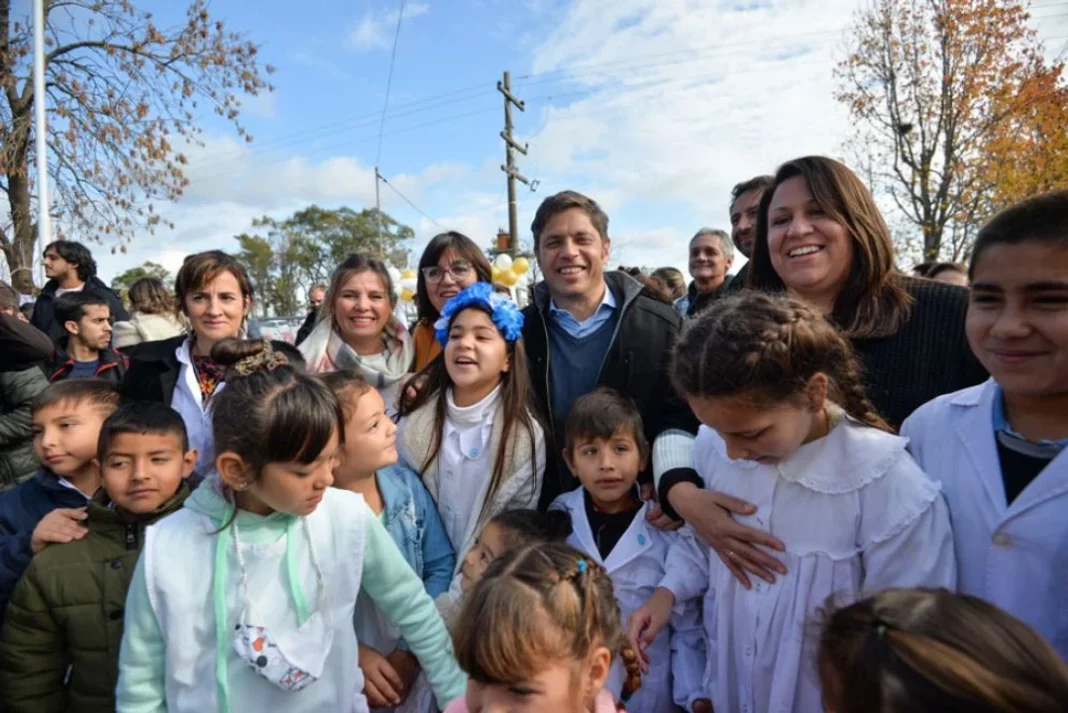 Kicillof inauguró el ciclo lectivo en un jardín de La Plata con un discurso que celebró la recuperación del salario docente.