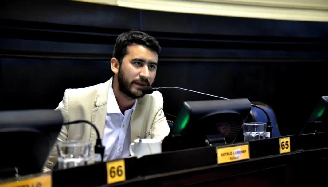 El diputado bonaerense de LLA, Nahuel Sotelo, salió a defender el DNU del presidente Javier Milei, tras la medida cautelar de la Cámara Nacional del Trabajo.