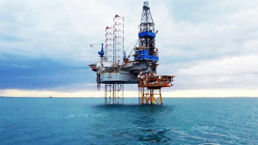 La Secretaría de Energía prorrogó el permiso de exploración a las empresas YPF y Equinor para el pozo ubicado a 300 km de Mar del Plata.