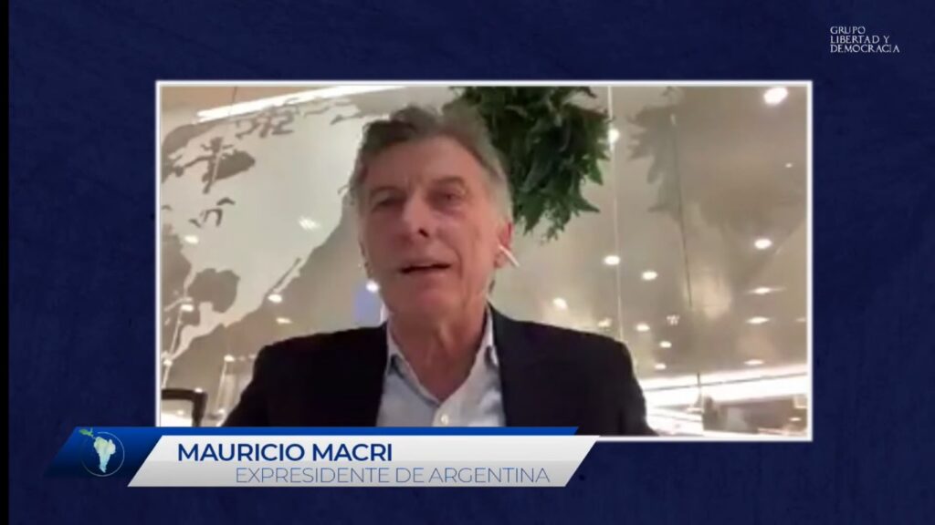 Macri sigue la estrategia de Cristina: “Voy a colaborar en el lugar que pueda agregar más”