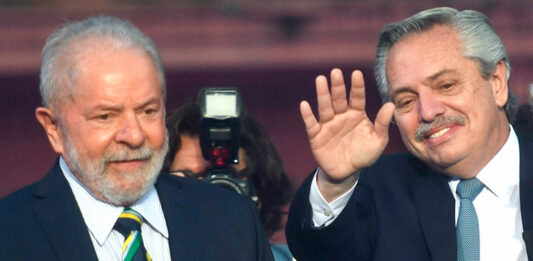 El presidente Alberto Fernández se reunirá con Lula en Brasilia el próximo martes.