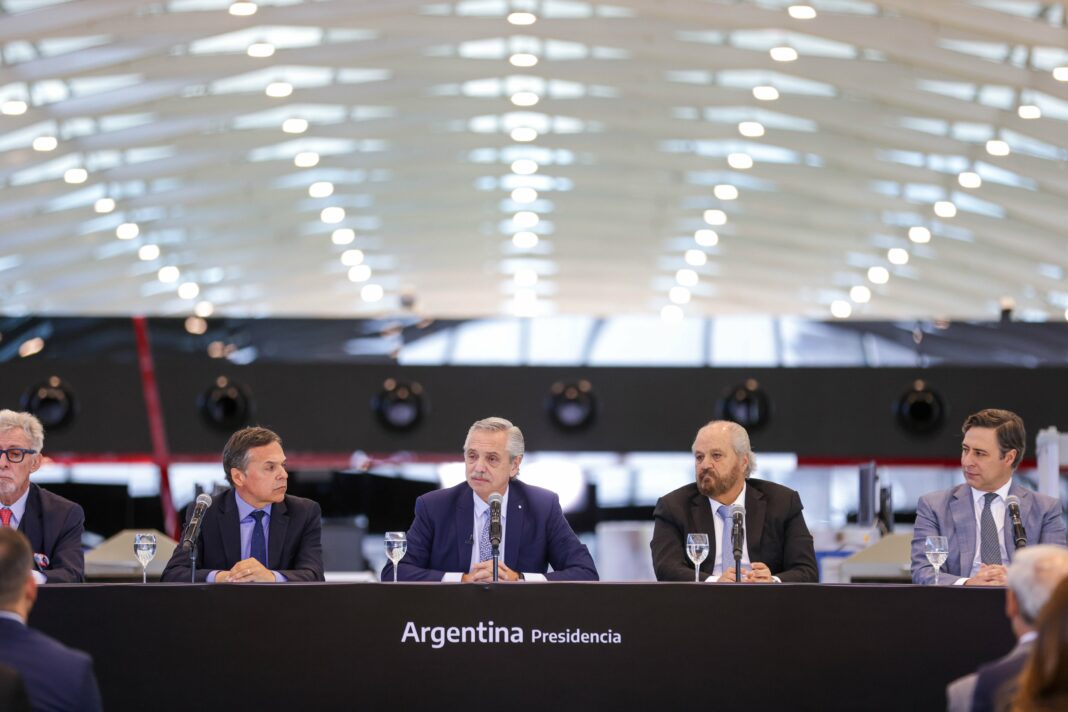 El presidente Alberto Fernández inauguró la nueva terminal del aeropuerto de Ezeiza y defendió la gestión de Aerolíneas Argentinas.