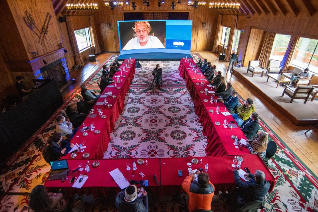 Este lunes comienza el exclusivo Foro Llao Llao en Bariloche, en el que los precandidatos presidenciales expondrán sus propuestas ante los empresarios del circulo rojo.