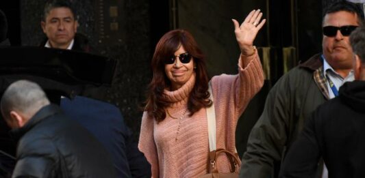 A un año del atentado a Cristina Kirchner, Kicillof y Alberto Fernández cruzaron al Poder Judicial y pidieron justicia.