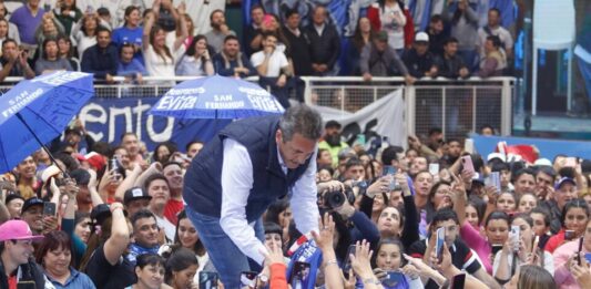 Organizaciones sociales recorrerán este sábado "20 puntos de todos los barrios populares de la Argentina" para fortalecer la campaña de Massa.