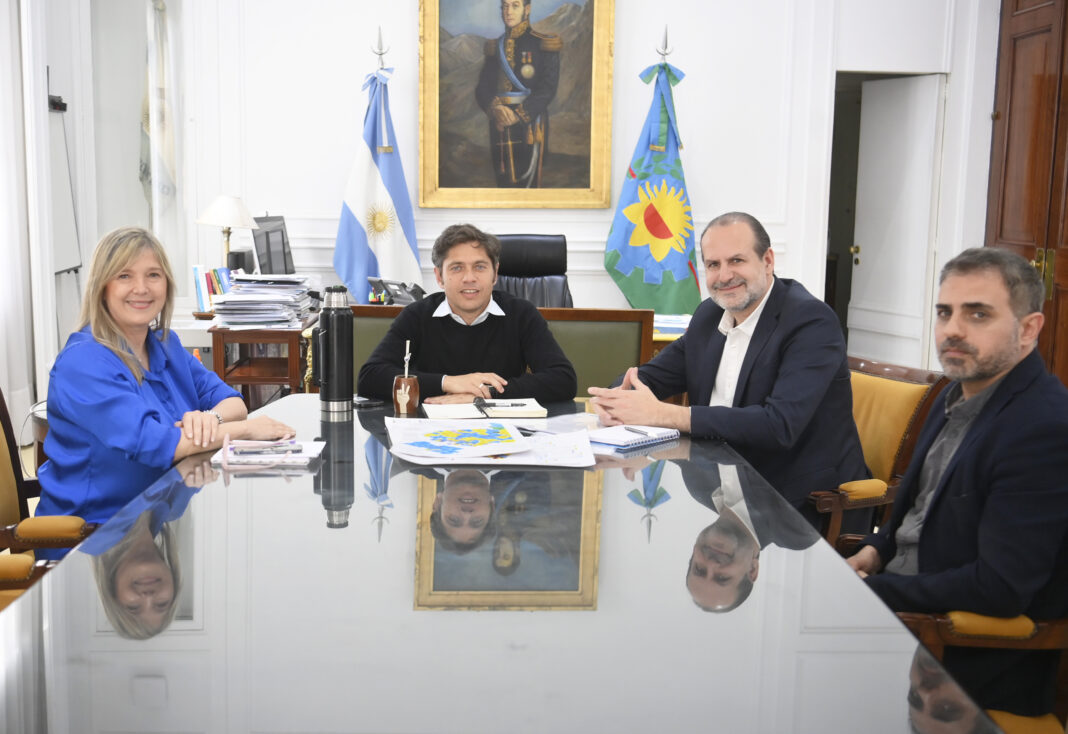 Kicillof se reunió con el intendente electo de Bahía Blanca, Federico Susbielles, para poner en común la agenda de los próximos años.