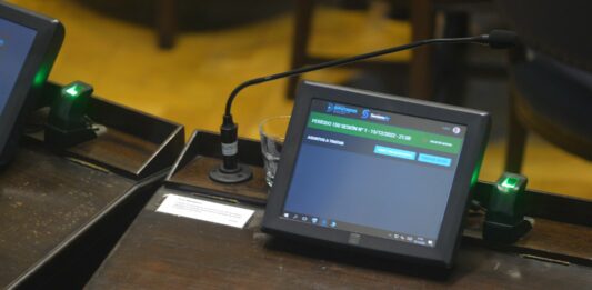 En la Legislatura bonaerense, el Senado vuelve a abrir el recinto y Diputados se encamina a estirar la parálisis.