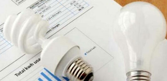 Por un incremento en la generación de energía, bajarán los precios de las tarifas de luz para los que no tienen subsidios.