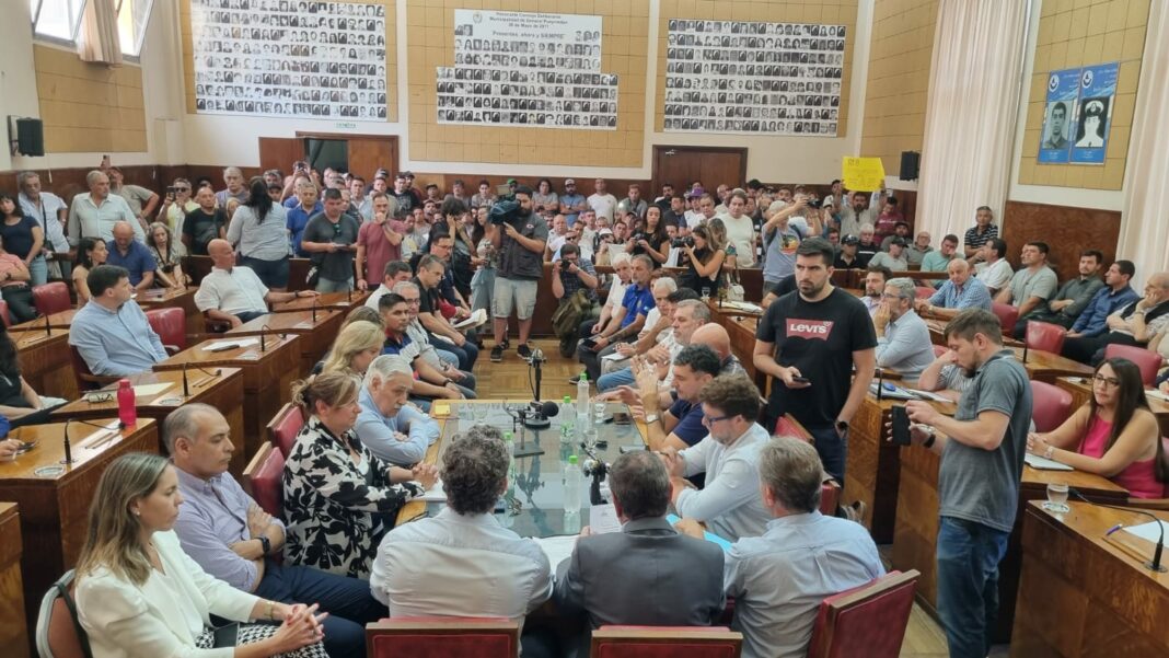Diego Garciarena y Gustavo Pulti repudiaron las modificaciones que planteó el presidente, Javier Milei, para el sector de la pesca en Mar del Plata.