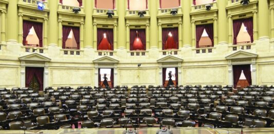 Tras el fracaso de la ley ómnibus, el oficialismo decidió no extender las sesiones extraordinarias por lo que el Congreso cierra sus puertas hasta el 1° de marzo.