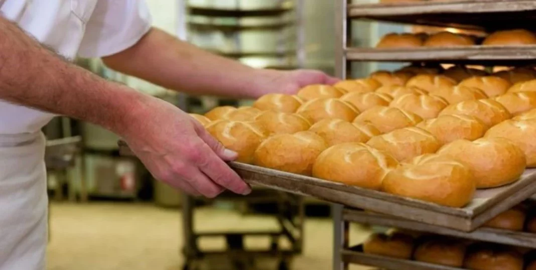 El Centro de Industriales Panaderos de Merlo anticipó que a partir de la próxima semana habrá un nuevo aumento de la harina . A cuánto quedará el kilo del pan.