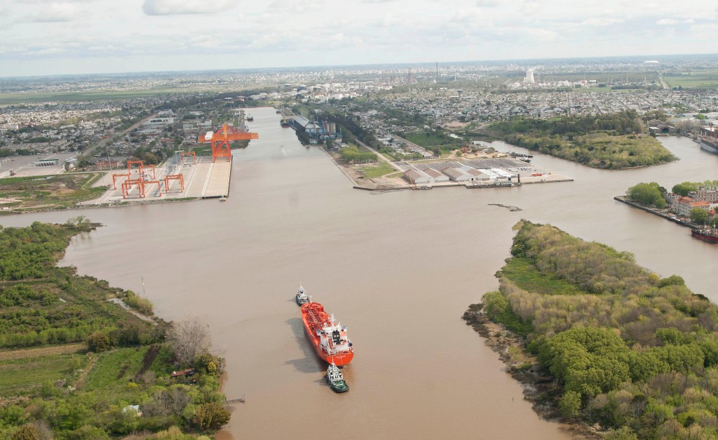 La comisión encabezada por Pulti visitará este miércoles las instalaciones del Puerto de La Plata.