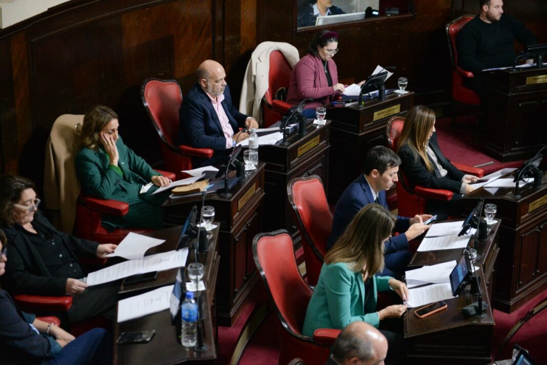 Diputados y senadores libertarios de la Legislatura bonaerense criticaron duramente el segundo paro general de la CGT contra la gestión de Javier Milei.