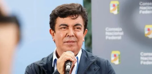 El bloque opositor de Juntos por el Cambio de La Matanza pidió que el intendente peronista Fernando Espinoza renuncie, tras la denuncia de abuso sexual.