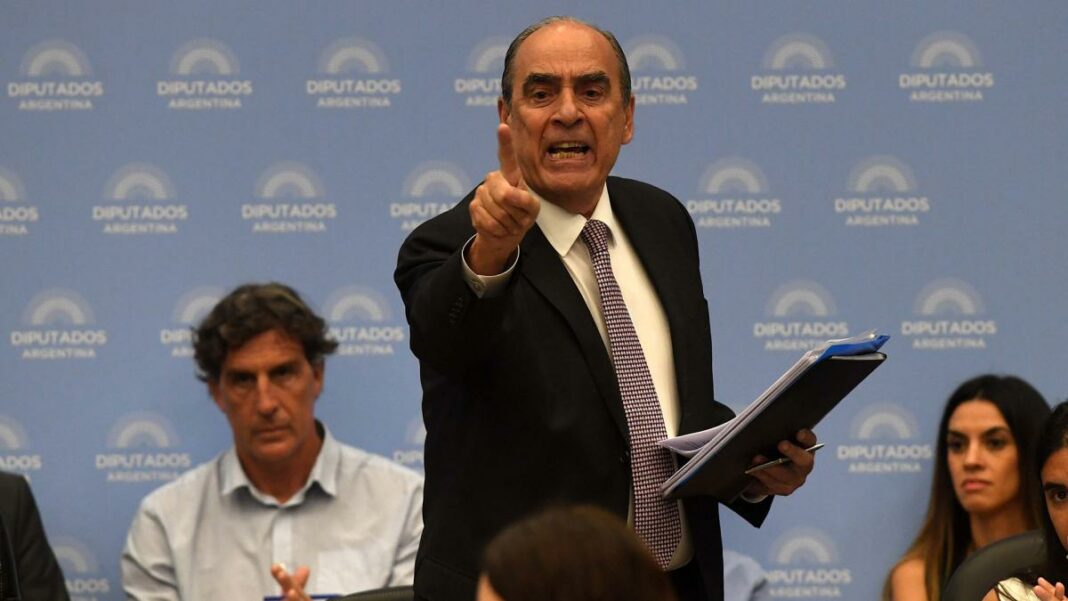 Guillermo Francos, se quejó por los retrasos que tiene el dictamen de la Ley Bases en el Congreso.