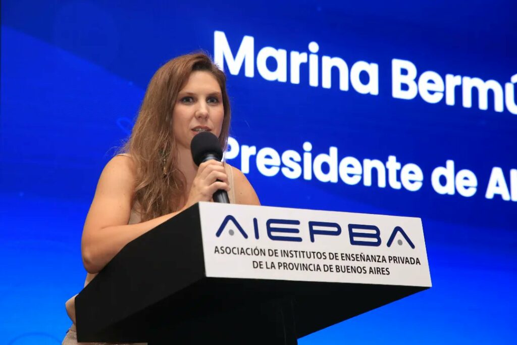 La presidente de la AIEPBA y representante legal de la escuela Instituto Buenos Aires de La Matanza, Marina Bermúdez.