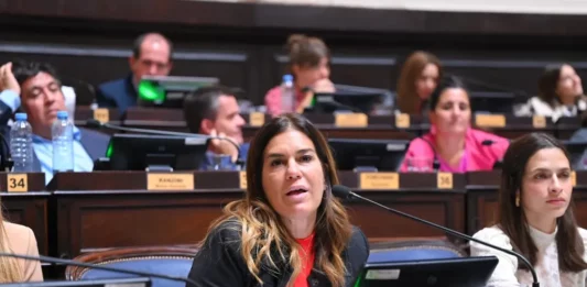 La presidenta del bloque Libertad PRO en la Cámara de Diputados, Florencia Retamoso, habló de la ruptura de las bancadas amarillas en la Legislatura bonaerense.