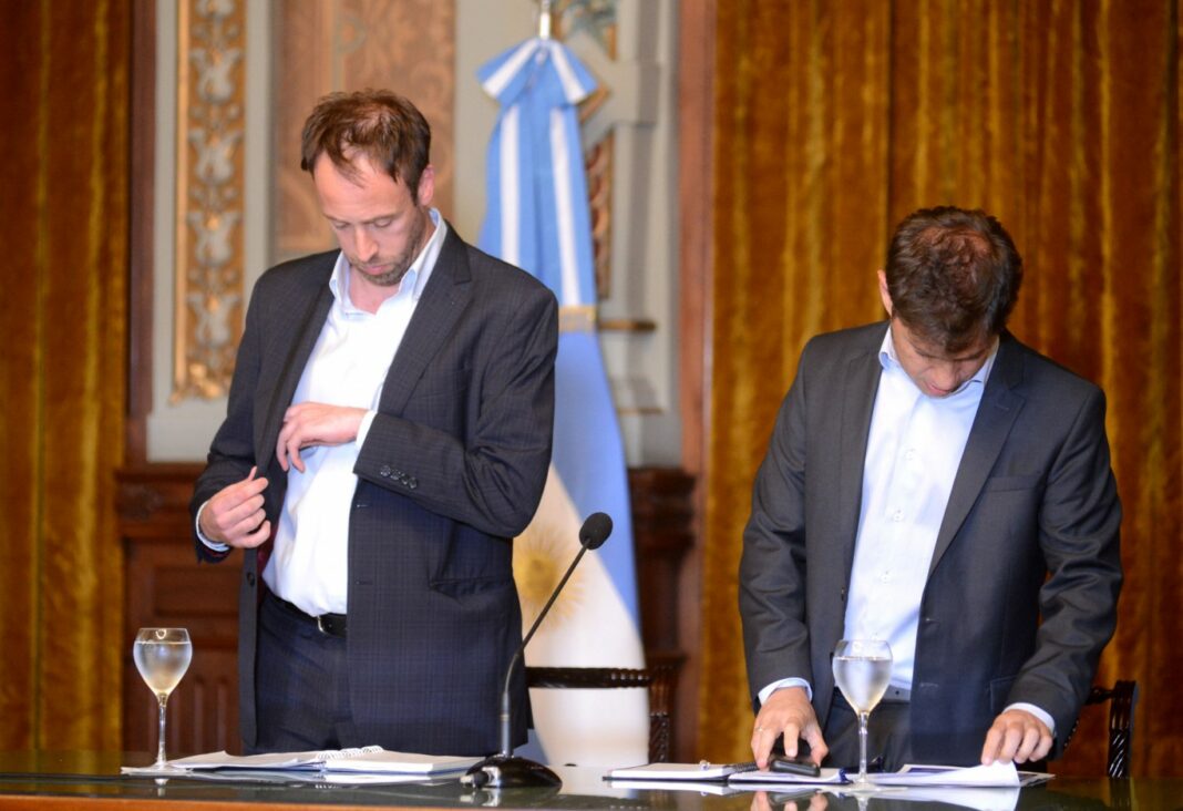 El ministro de Economía, Pablo López, denunció que por los recortes de Javier Milei y la recesión, la provincia de Buenos Aires perdió un billón de pesos.