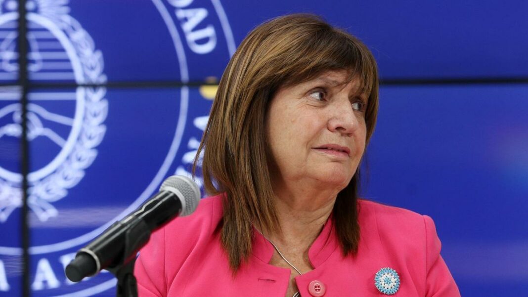 Patricia Bullrich continúa este lunes con una jornada de marcada por los encuentros con referentes del Poder Judicial de El Salvador.  