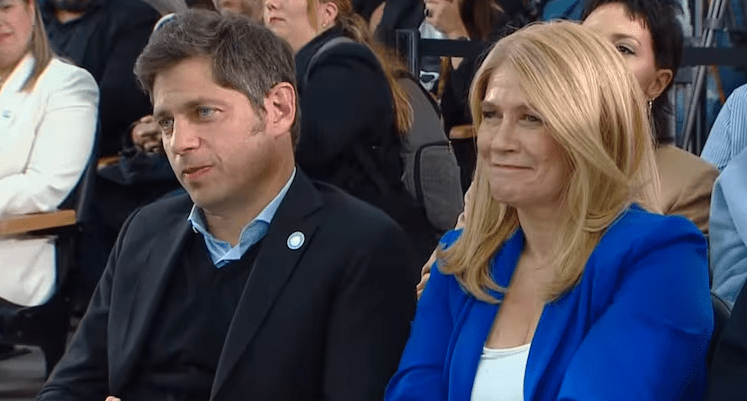 Axel Kicillof y Verónica Magario asistieron al discurso de Cristina Kirchner en Merlo.