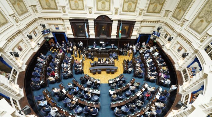 Día del Trabajador: cuáles son los diputados que se pusieron el overol en abril Diputados Bonaerenses realizó su informe mensual sobre la actividad en la Cámara baja. Quién presentó más proyectos en abril.