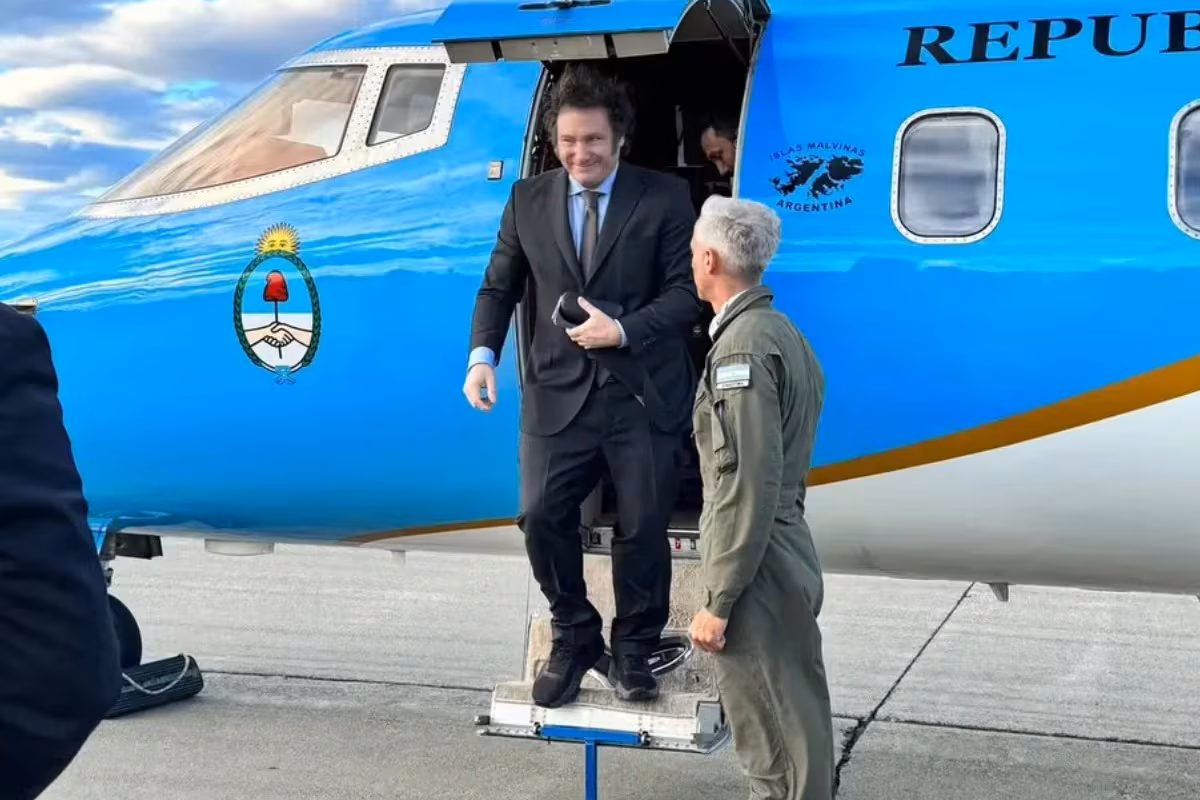 Milei viajará a Perú el 28 de julio y a Colombia el 7 de agosto.